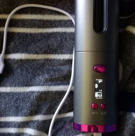 Wireless automatic hair curler rechargeable - Picture 3 of 3